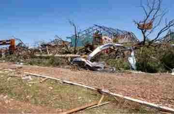  Decreto agiliza reconstrução de escolas e espaços públicos atingidos por tornado